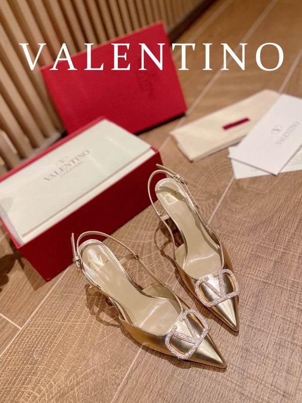 Valentino Women's Shoes 610